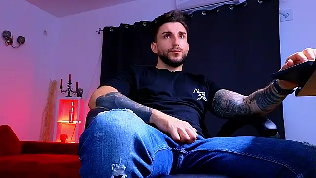 MightyAaron66 online show from 10, 9, 2025