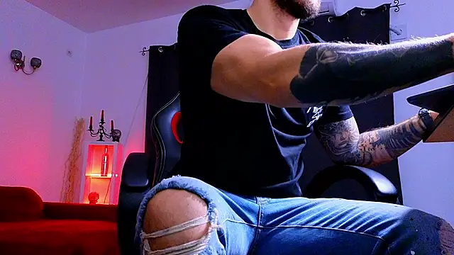 MightyAaron66 online show from 15, 10, 2025