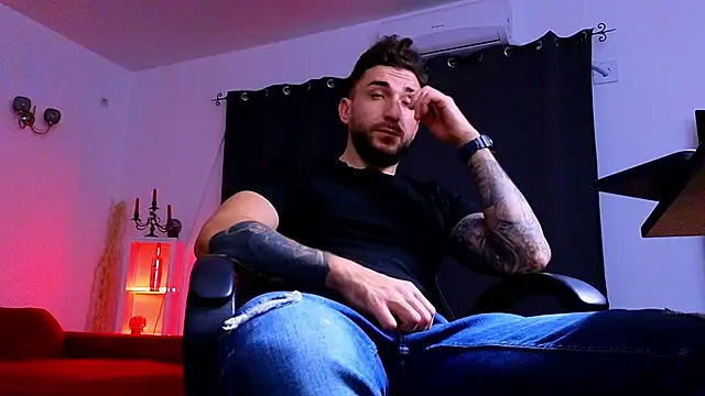 MightyAaron66 online show from 12, 11, 2025