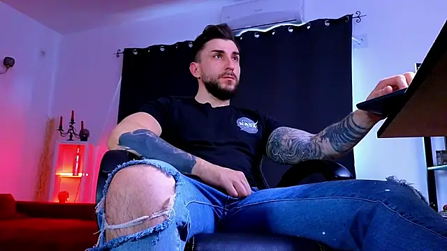 MightyAaron66 online show from 1, 6, 2026