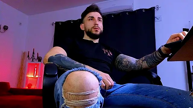 MightyAaron66 online show from 25, 2, 2026