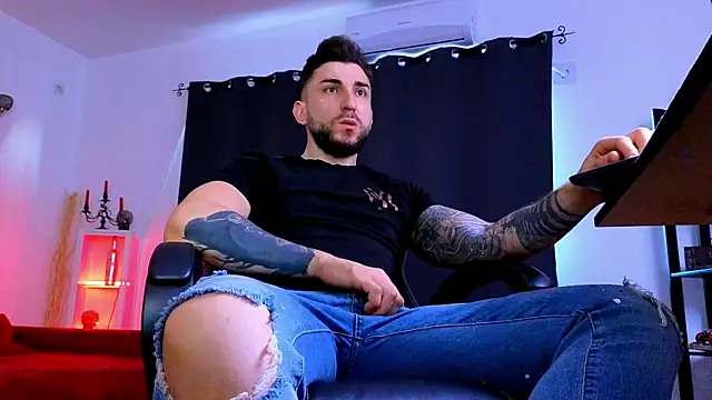 MightyAaron66 online show from 4, 6, 2026