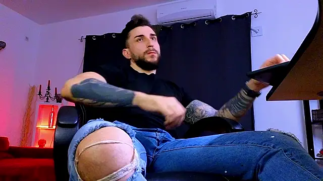 MightyAaron66 online show from 3, 3, 2026