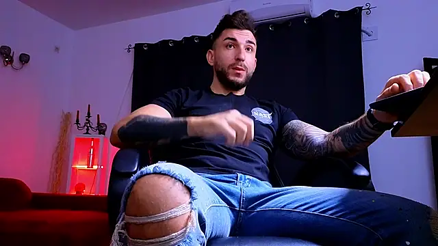 MightyAaron66 online show from 13, 10, 2025