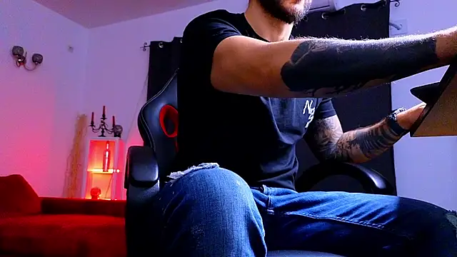 MightyAaron66 online show from 9, 9, 2025