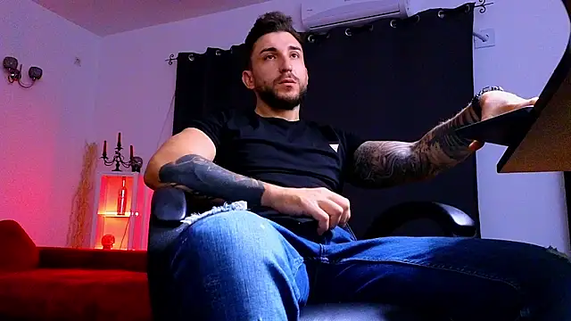 MightyAaron66 online show from 12, 9, 2025