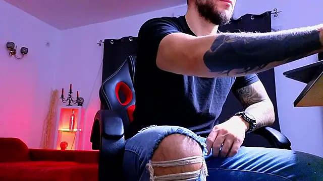 MightyAaron66 online show from 22, 10, 2025