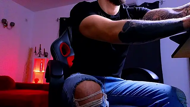 MightyAaron66 online show from 20, 10, 2025