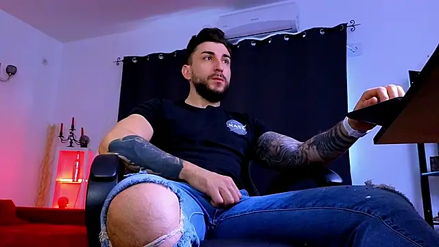 MightyAaron66 online show from 1, 6, 2026