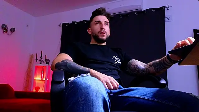 MightyAaron66 online show from 1, 10, 2025