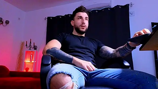 MightyAaron66 online show from 23, 10, 2025