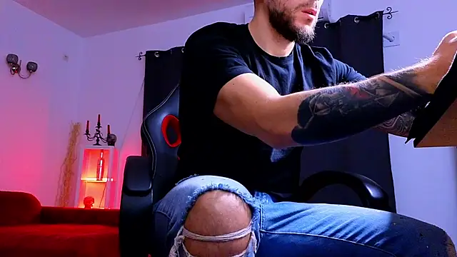 MightyAaron66 online show from 27, 10, 2025