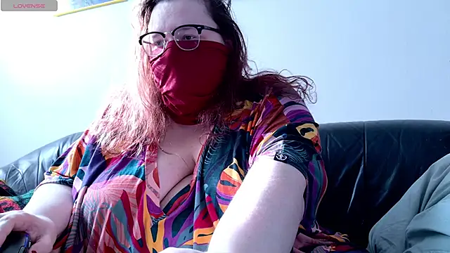 DoubleCherryBombXO online show from 4, 2, 2025