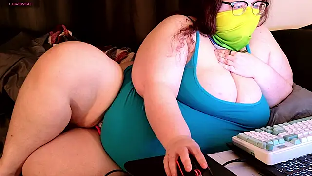 DoubleCherryBombXO online show from 25, 10, 2025