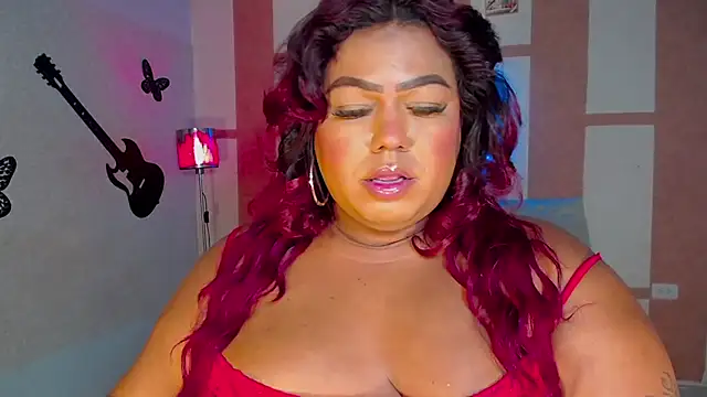 Snapshot of OpraxBellinda chatting on 3, 7, 2026 OpraxBellinda online show from 3, 7, 2026