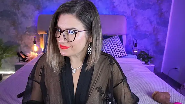 KiraRoxx online show from 18, 1, 2026