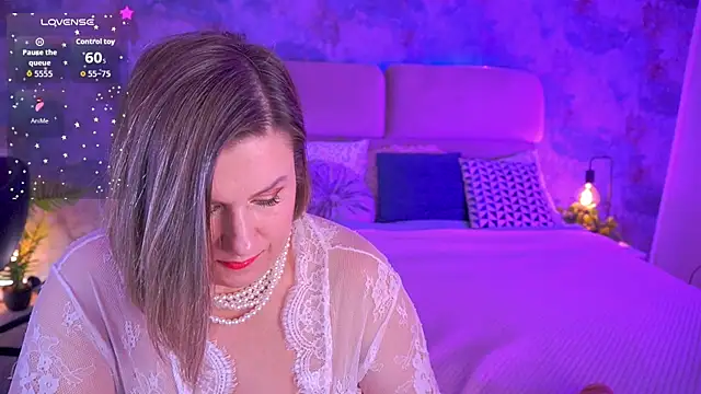 KiraRoxx online show from 28, 2, 2026