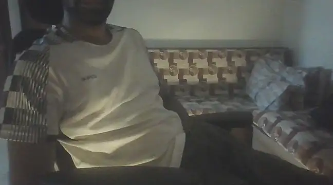 Snapshot of dominanthubby chatting on 9, 3, 2025 dominanthubby online show from 9, 3, 2025
