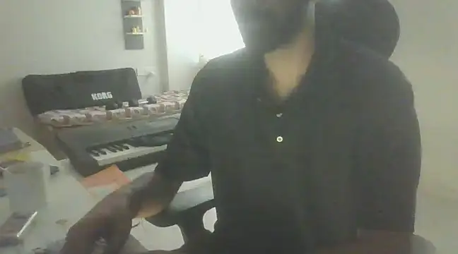 Snapshot of dominanthubby chatting on 6, 12, 2024 dominanthubby online show from 6, 12, 2024