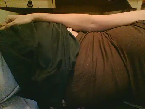 Emilylyn2501 online show from 30, 11, 2025