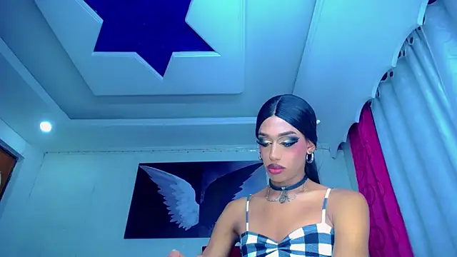 NahomiCamper online show from 26, 10, 2025