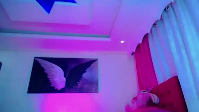 NahomiCamper online show from 26, 11, 2025