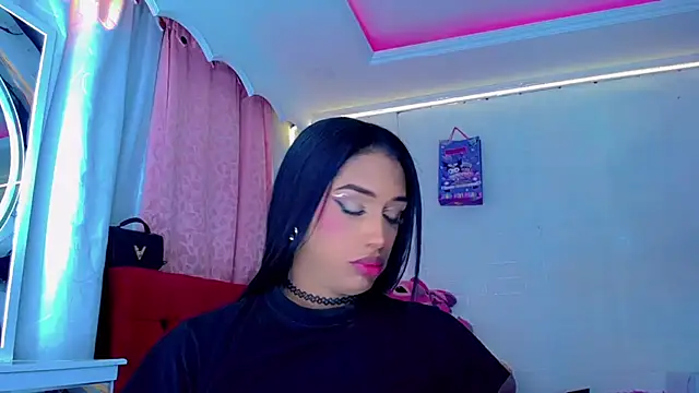 NahomiCamper online show from 11, 6, 2026