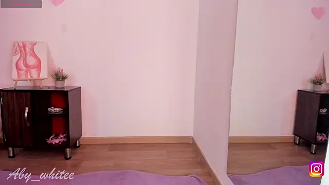 AbyWhitee online show from 24, 9, 2025