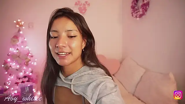 AbyWhitee online show from 18, 12, 2025