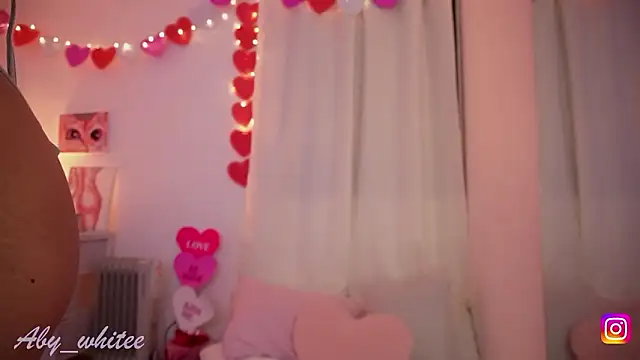 AbyWhitee online show from 16, 3, 2026