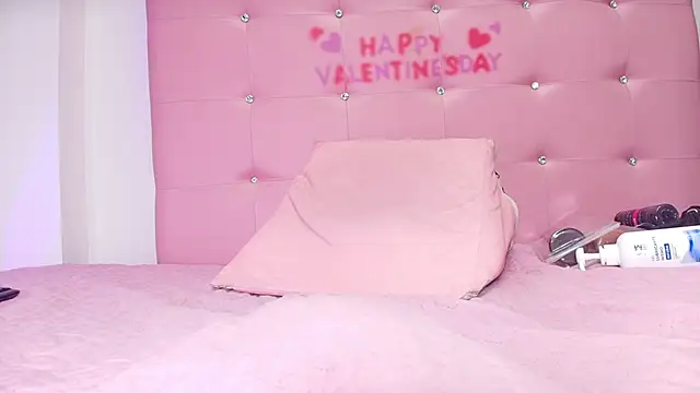 kata hazel online show from 12, 3, 2025