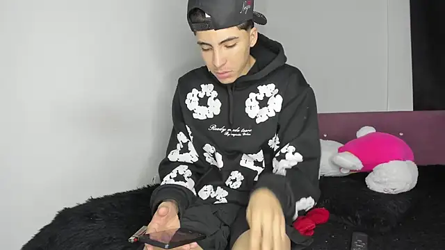 Snapshot of HeellBoy_ chatting on 2, 5, 2026 HeellBoy online show from 2, 5, 2026
