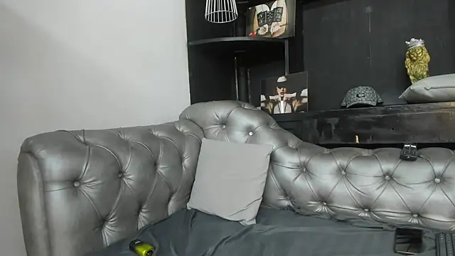 HeellBoy  online show from 12, 10, 2025