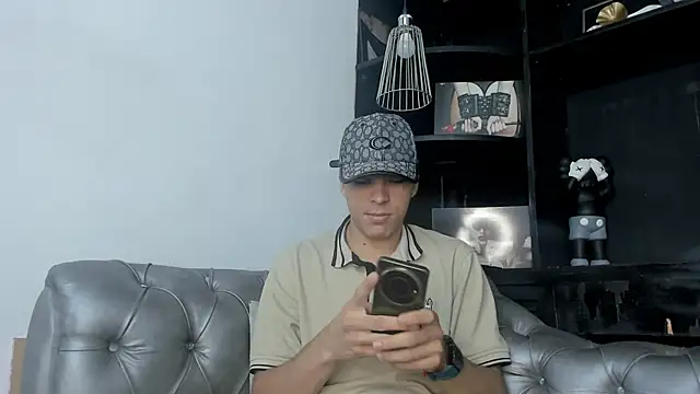 HeellBoy  online show from 16, 11, 2025