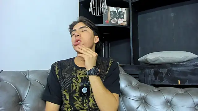 HeellBoy  online show from 5, 11, 2025