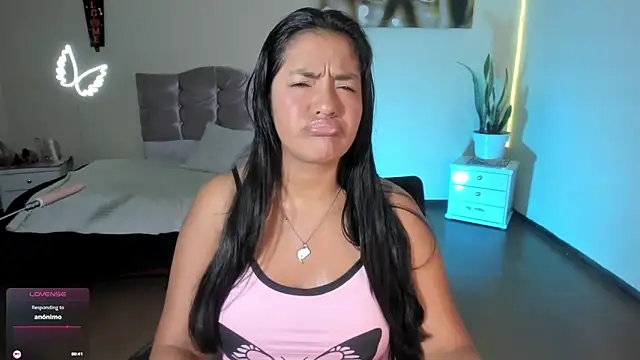 arianithaxox online show from 25, 2, 2026