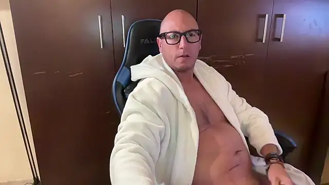 Snapshot of alanan881 chatting on 26, 11, 2025 alanan881 online show from 26, 11, 2025