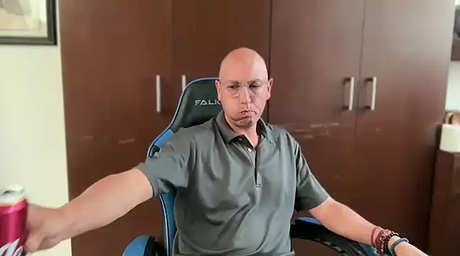 Snapshot of alanan881 chatting on 17, 3, 2025 alanan881 online show from 17, 3, 2025