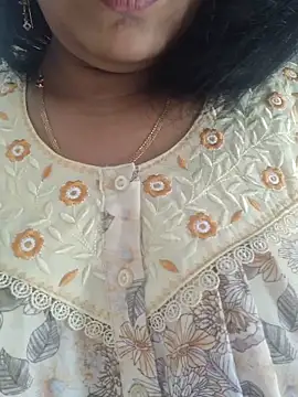 Snapshot of samitasharma chatting on 15, 6, 2026 samitasharma online show from 15, 6, 2026