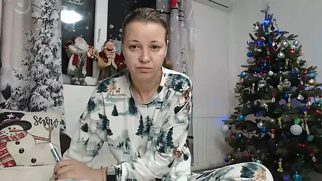 Snapshot of SweetMaddy888 chatting on 2, 1, 2025 SweetMaddy888 online show from 2, 1, 2025