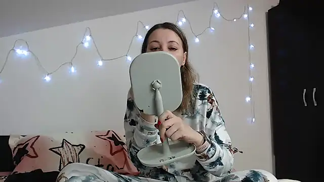 Snapshot of SweetMaddy888 chatting on 4, 1, 2025 SweetMaddy888 online show from 4, 1, 2025