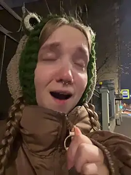 Baby Tiny online show from 18, 3, 2025
