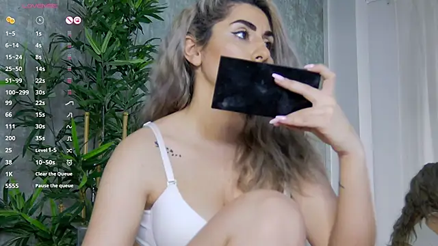 CelineMeyerr online show from 7, 3, 2025