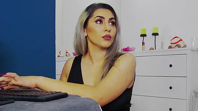 CelineMeyerr online show from 5, 11, 2025