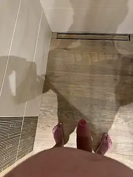 Snapshot of rundum40 chatting on 10, 12, 2024 rundum40 online show from 10, 12, 2024