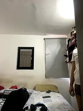 karla nill online show from 4, 11, 2025