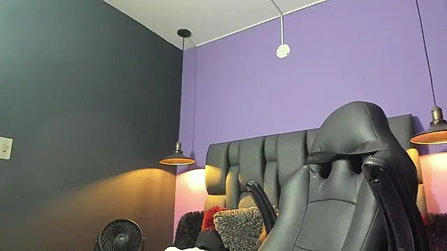 Lyon vach online show from 25, 10, 2025