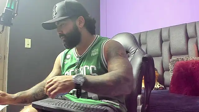 Lyon vach online show from 11, 11, 2025