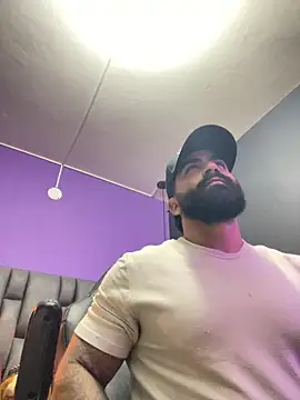 Lyon vach online show from 25, 9, 2025