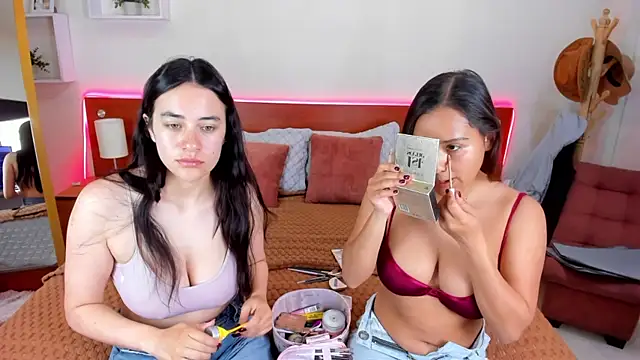 Icysweetcam online show from 15, 10, 2025